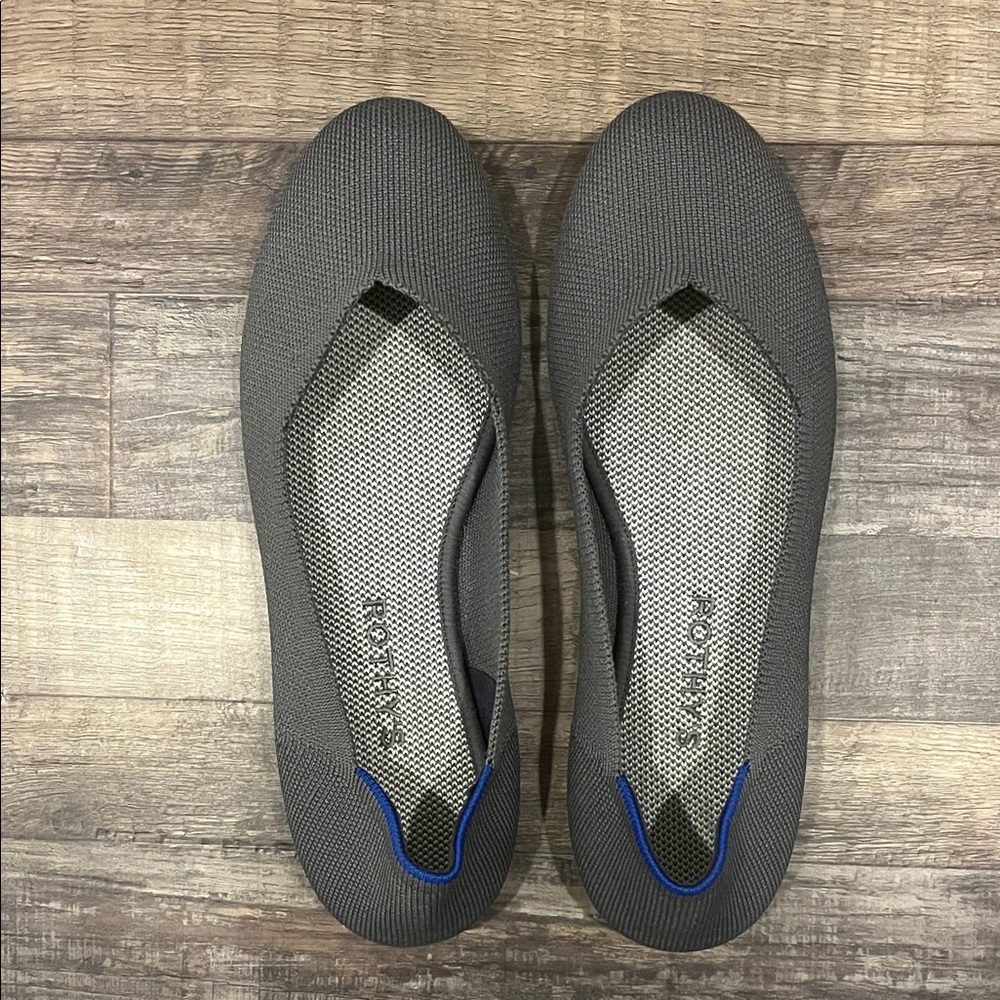 Rothy’s The Flat in gray